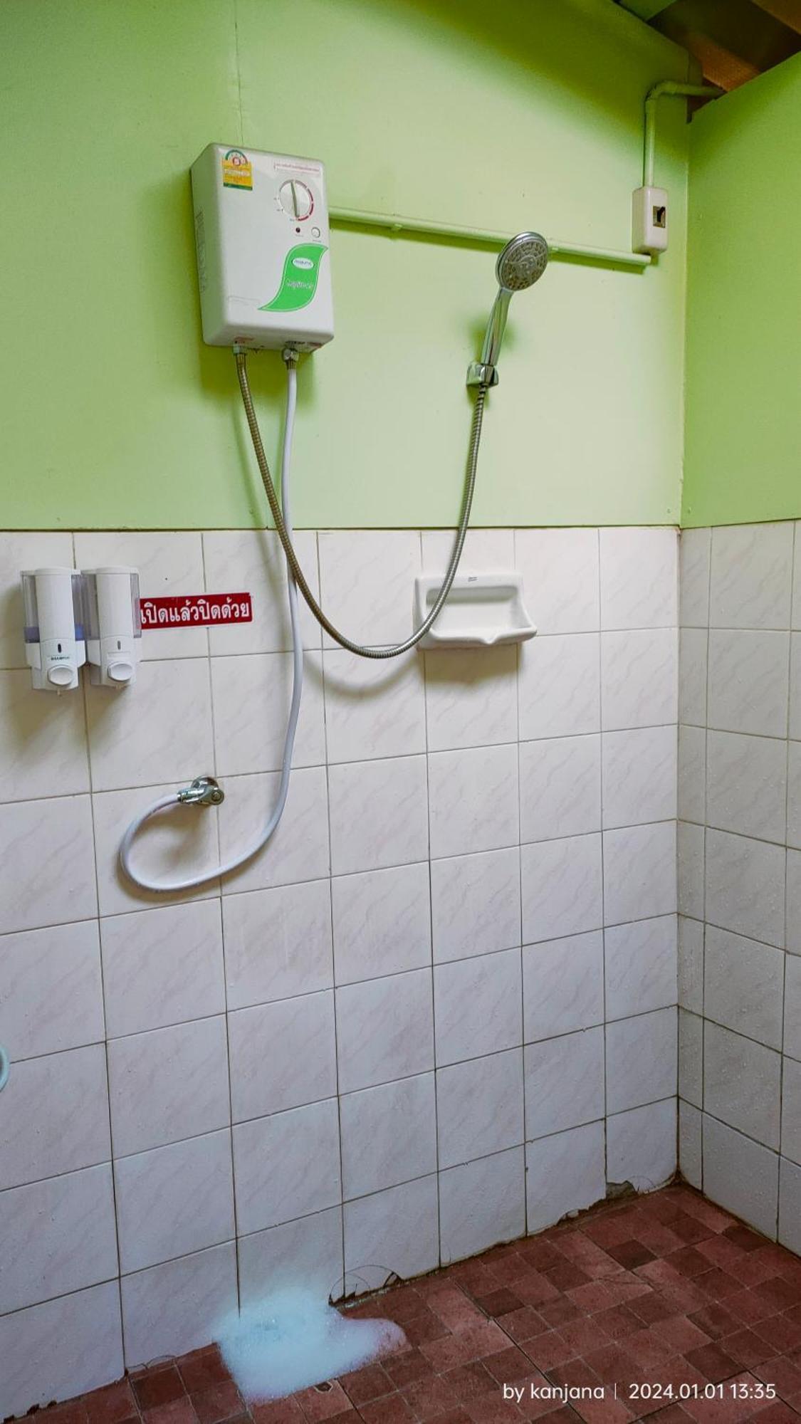 Home Stay At Tapae Chiang Mai Exterior photo