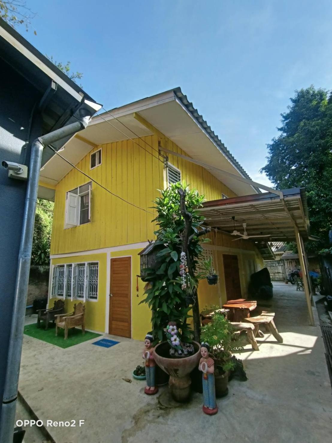 Home Stay At Tapae Chiang Mai Exterior photo