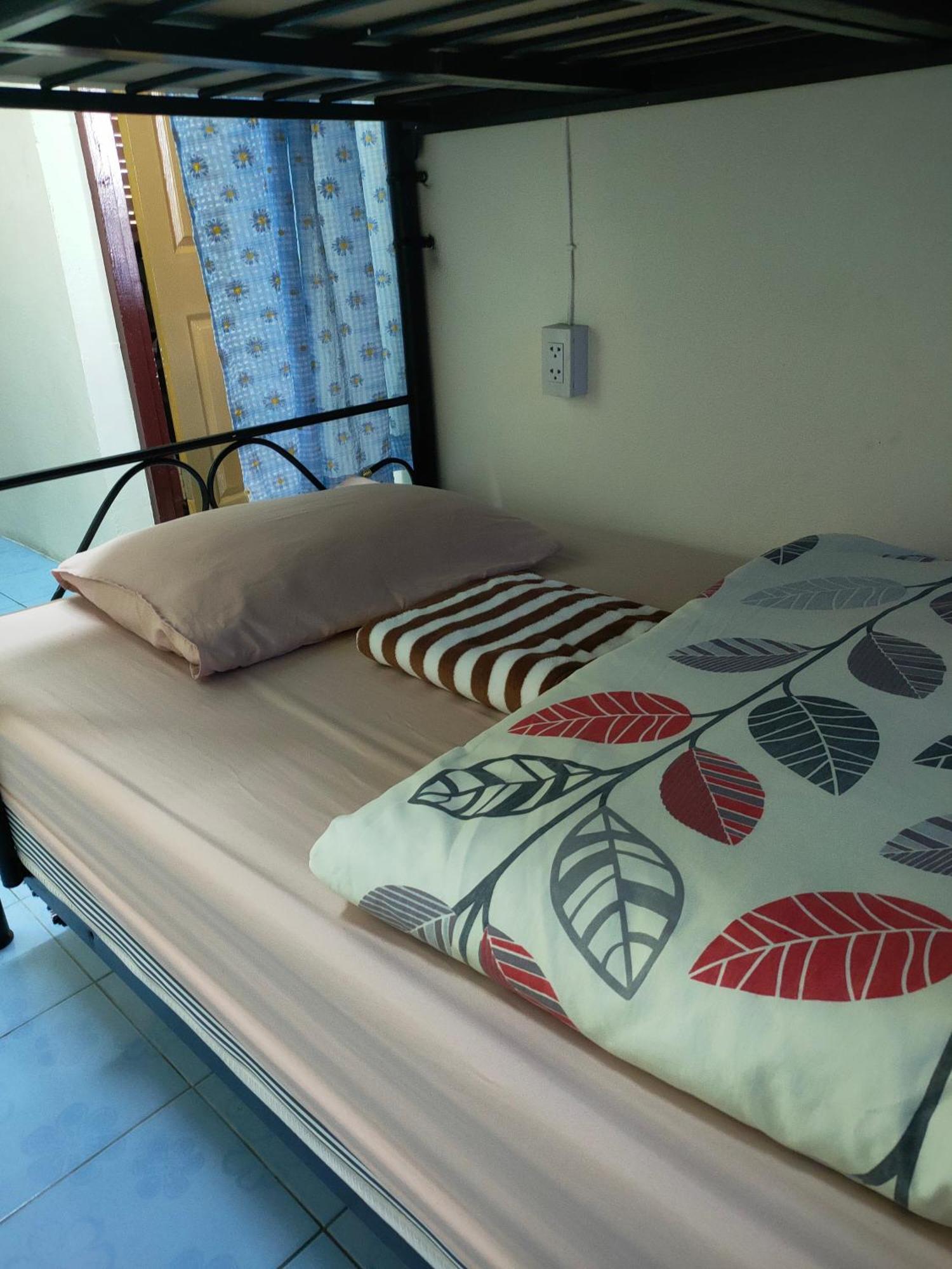 Home Stay At Tapae Chiang Mai Exterior photo